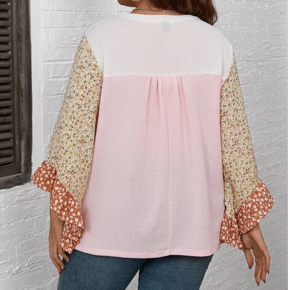 Plus Floral Print Waffle Knit 3/4 Ruffle Sleeve Top - Picture 6 of 8